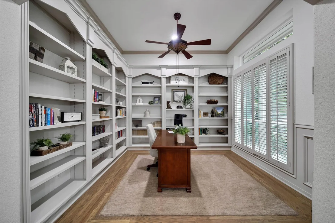 Photo of 63 Silver Bayou Court