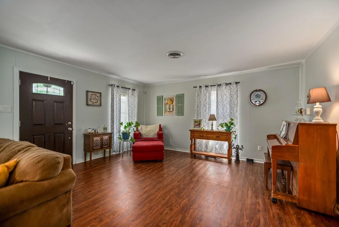 Photo of 519 Travis Street