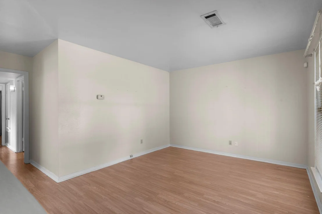 Photo of 9018 Rutherford Lane