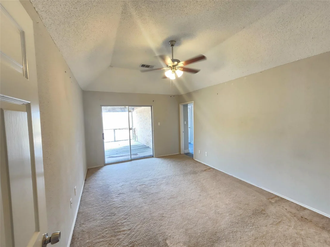 Photo of 2014 Lexington Woods Drive
