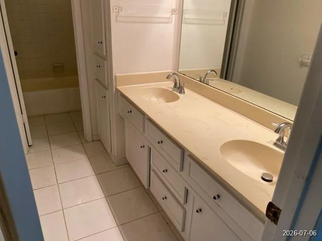 Photo of 6907 King Arthur Court
