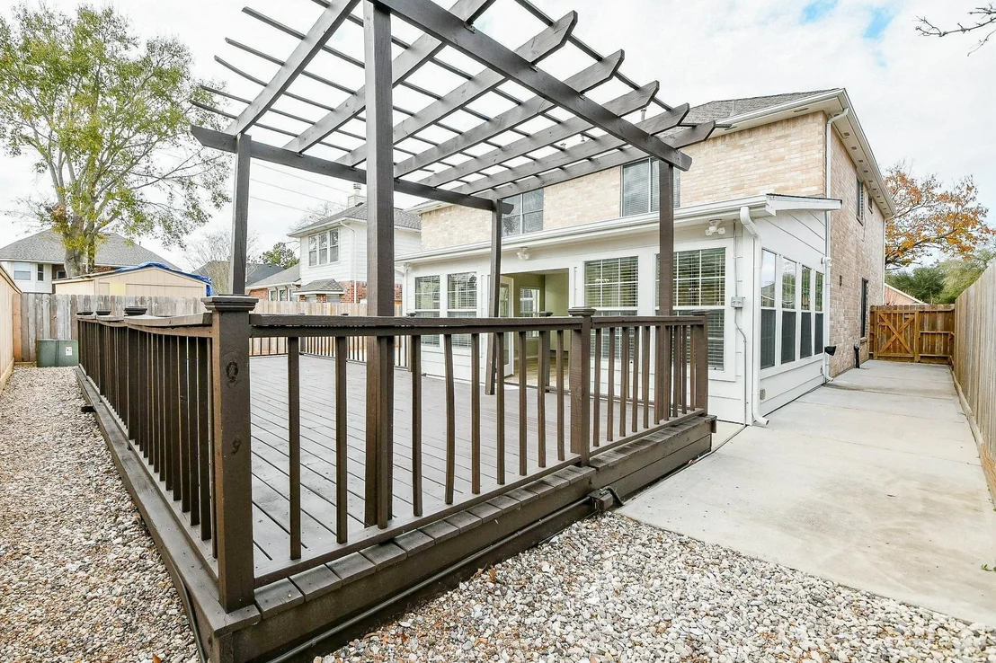 Photo of 815 Robins Way