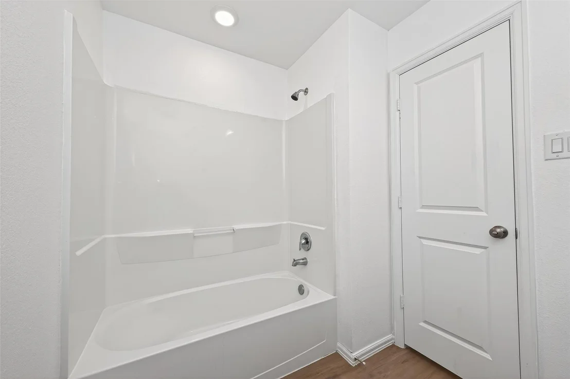 Photo of 21015 Longeni Drive