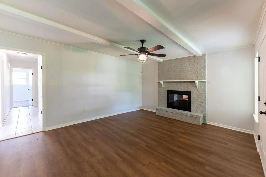 Photo of 1102 Lamar Drive