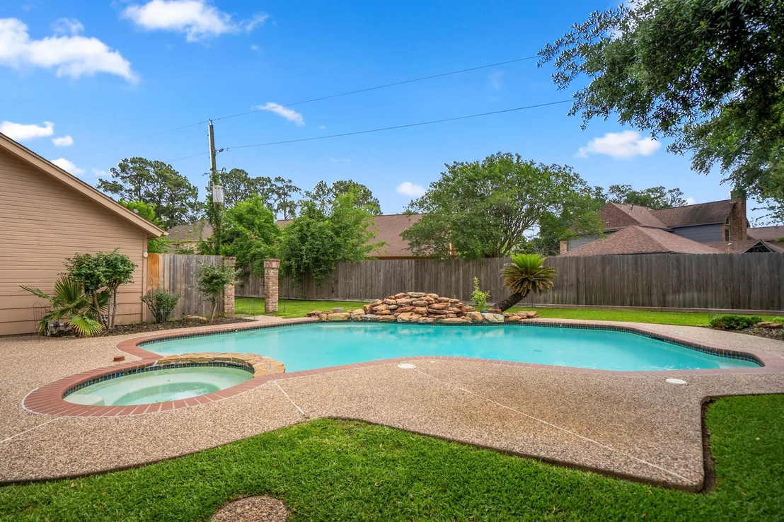 Photo of 16606 Brendon Court