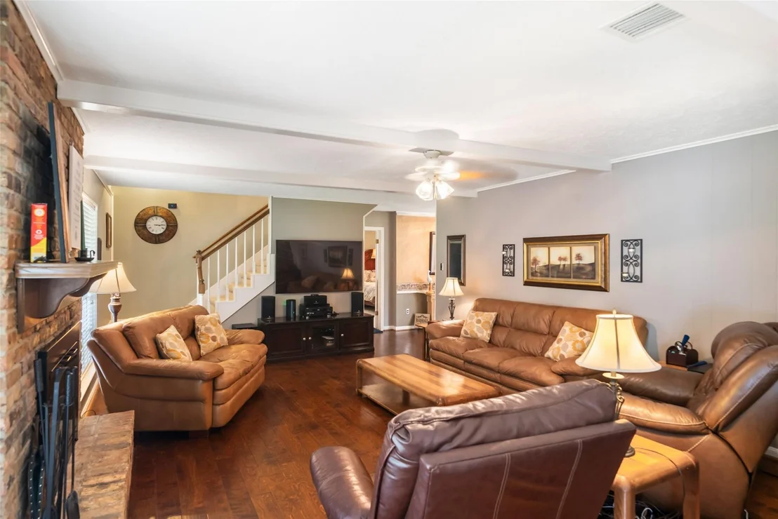 Photo of 715 Orleans Court