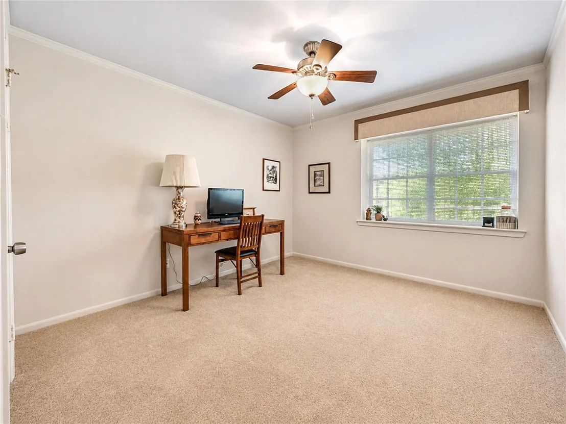 Photo of 5107 Queensloch