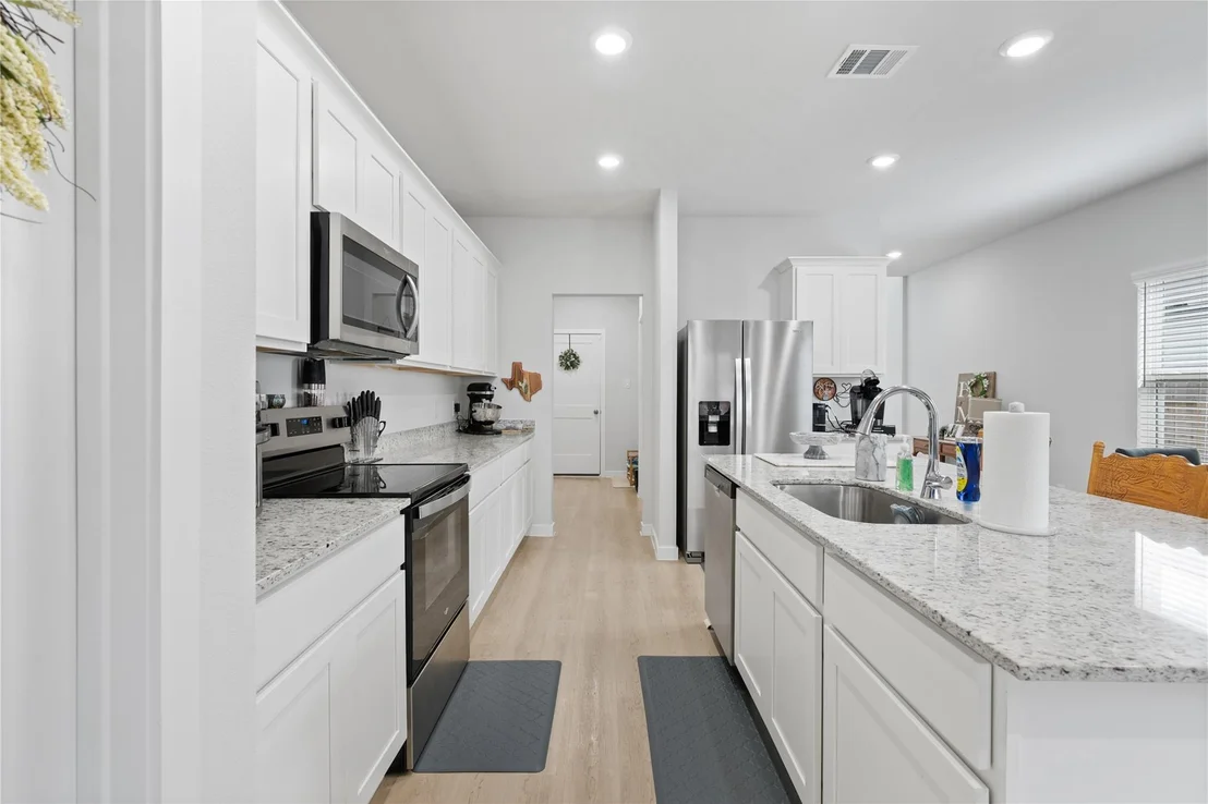 Photo of 17832 Lionheart Road