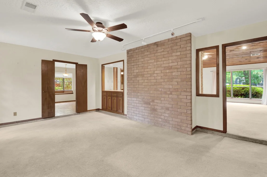 Photo of 1714 Coe Road