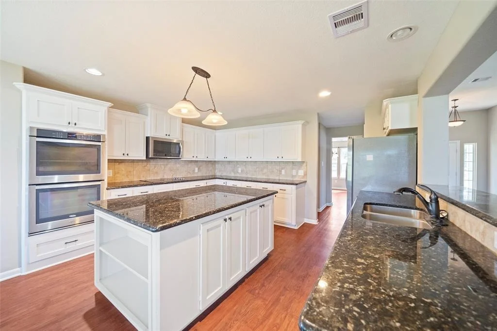 Photo of 8334 Rolling Oaks Drive