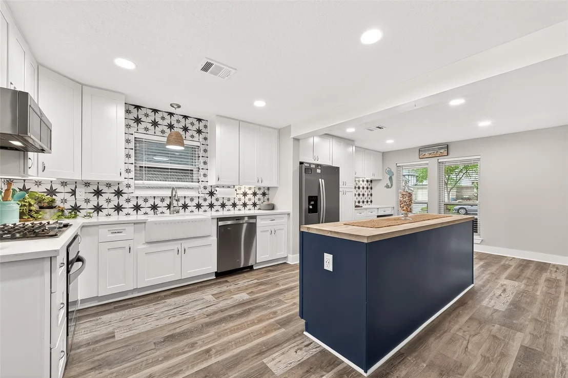 Photo of 37 Windsor Drive