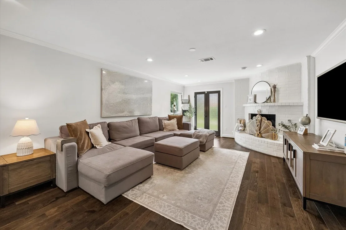 Photo of 215 Greenpark Drive