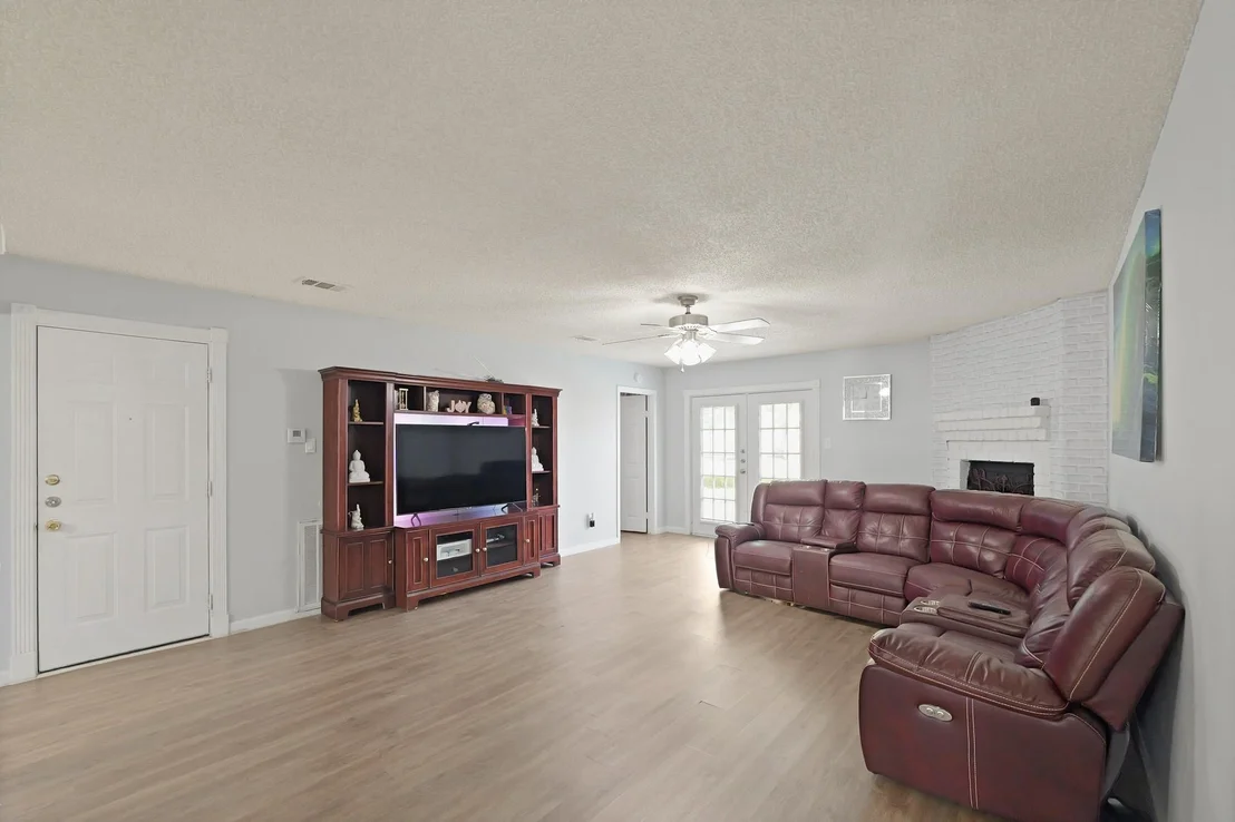 Photo of 2123 Wigmaker Drive