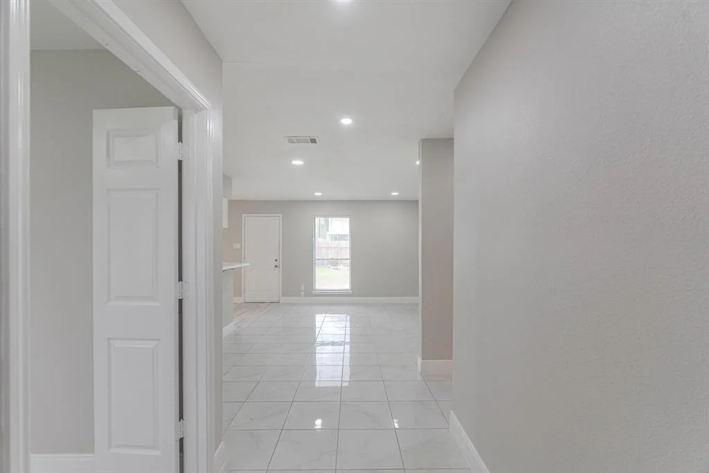 Photo of 522 Soft Shadows Lane
