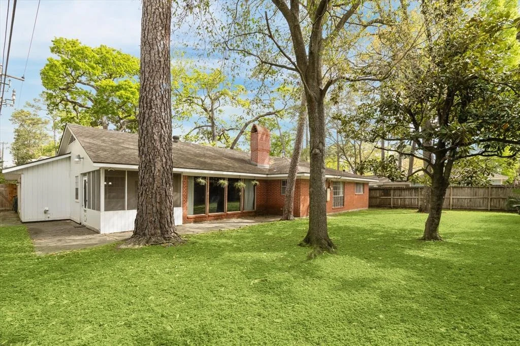 Photo of 13731 Pebblebrook Drive