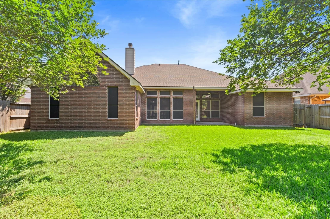 Photo of 24923 Pikecrest Drive