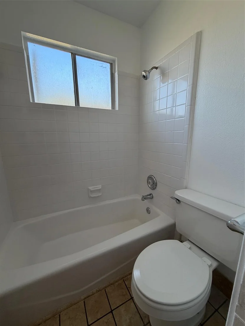 Photo of 21406 Park Royale