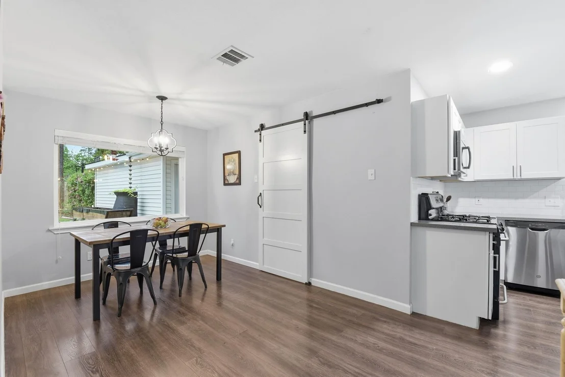 Photo of 28815 Enchanted Drive