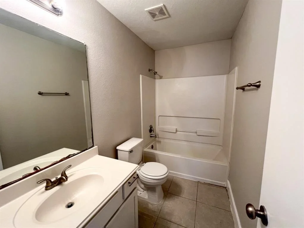 Photo of 1007 Grassy View Drive