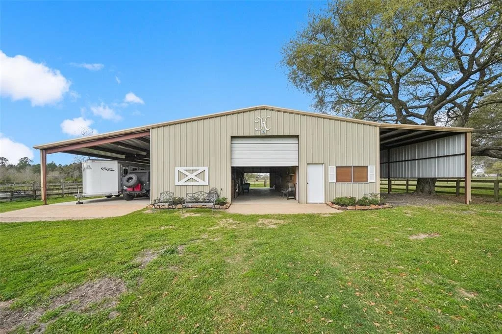 Photo of 21511 Kickapoo Road