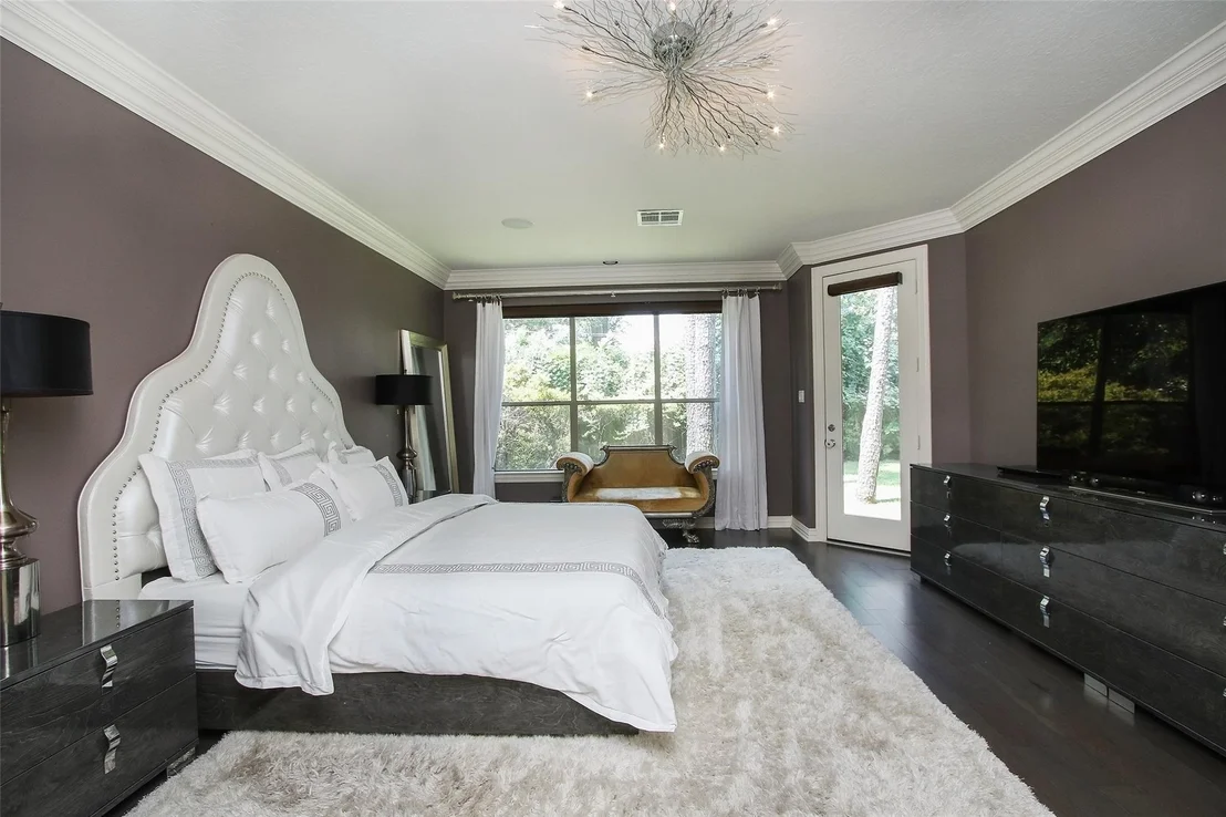 Photo of 15711 Lake Iris Drive