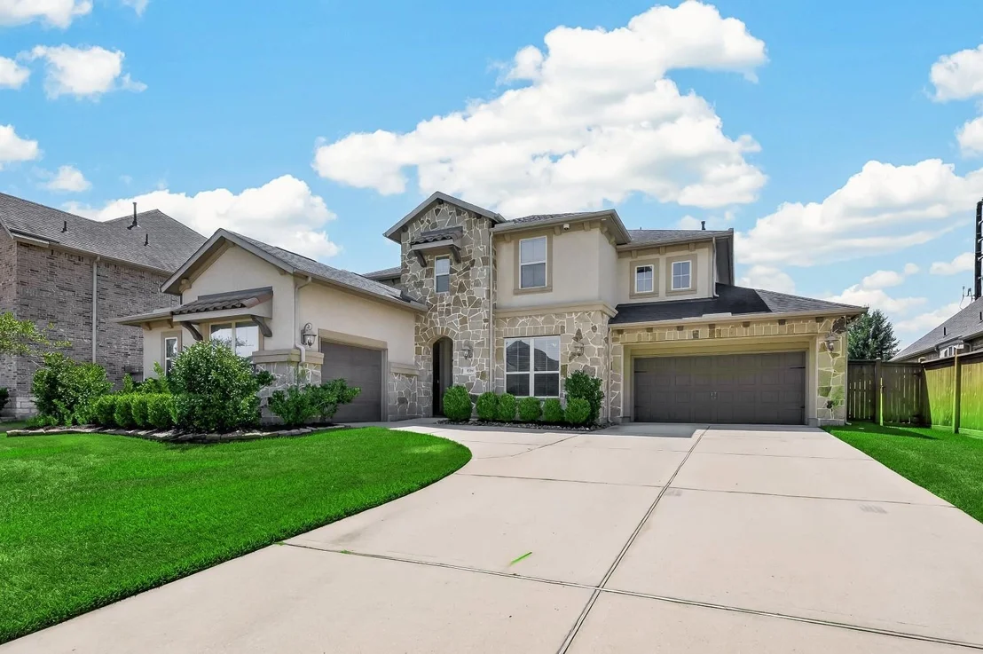 Photo of 3728 Forest Brook Lane