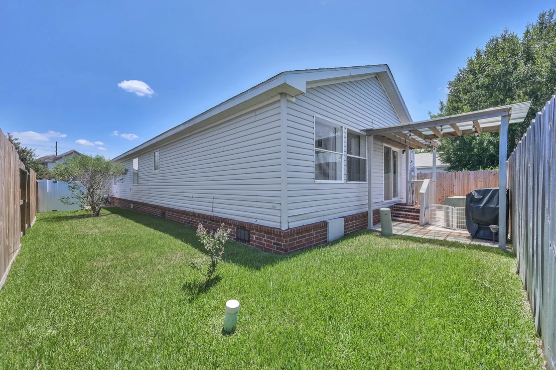Photo of 10106 Berrypatch Lane