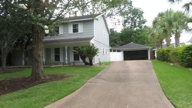 Photo of 831 Baronridge Drive