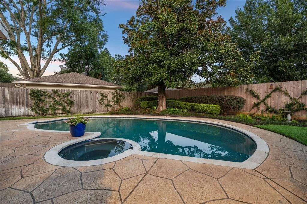 Photo of 10051 Olympia Drive