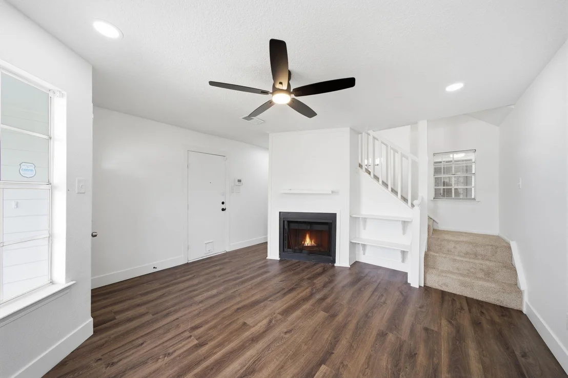 Photo of 5820 Guadalupe Drive