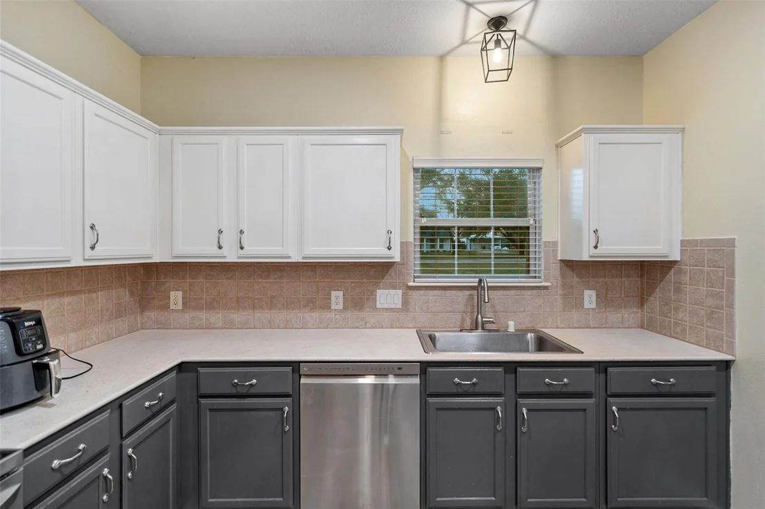 Photo of 118 Pin Oak Lane