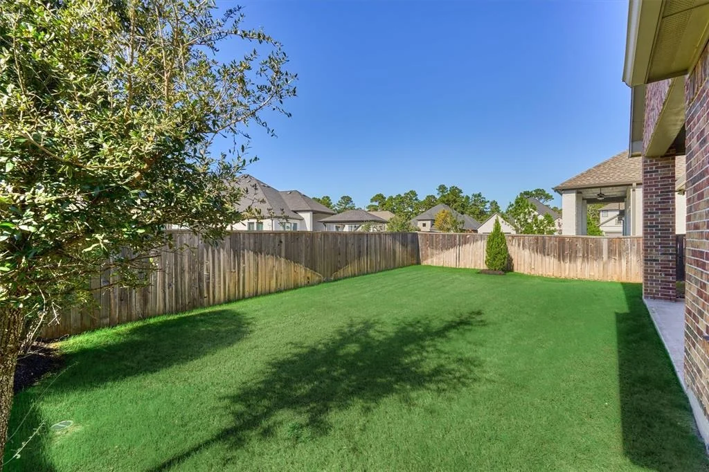 Photo of 8 Snowdrop Lily Drive