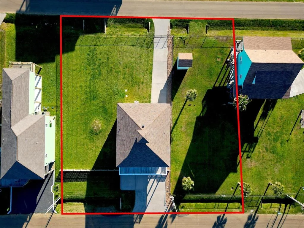 Photo of 883 Townsend Drive