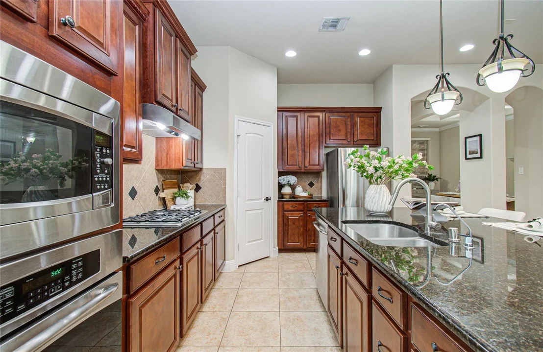 Photo of 27610 Dalton Bluff Court