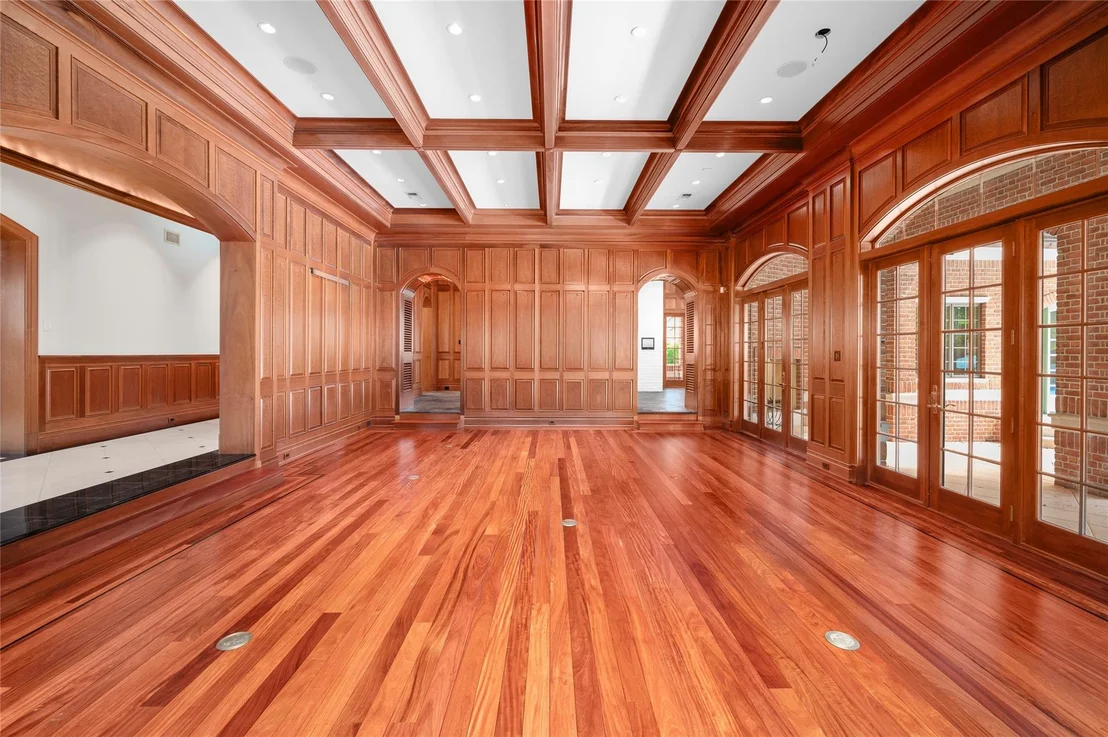 Photo of 1802 Forest Gate Circle