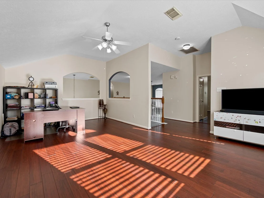 Photo of 7103 Uther Court
