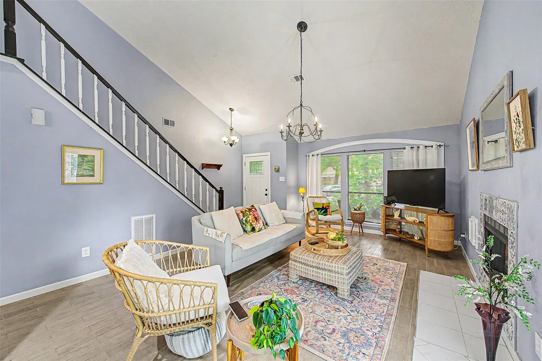 Photo of 402 Redway Lane
