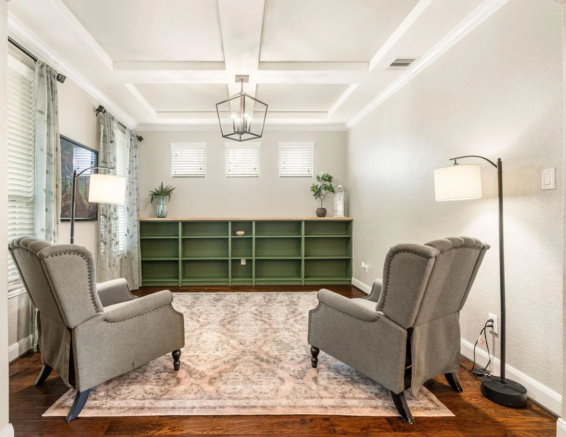 Photo of 10 Black Spruce Court