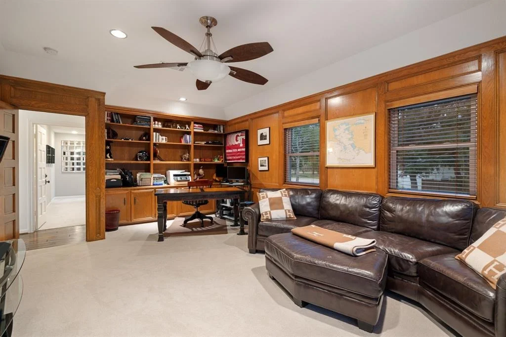 Photo of 2 Warrenton Drive