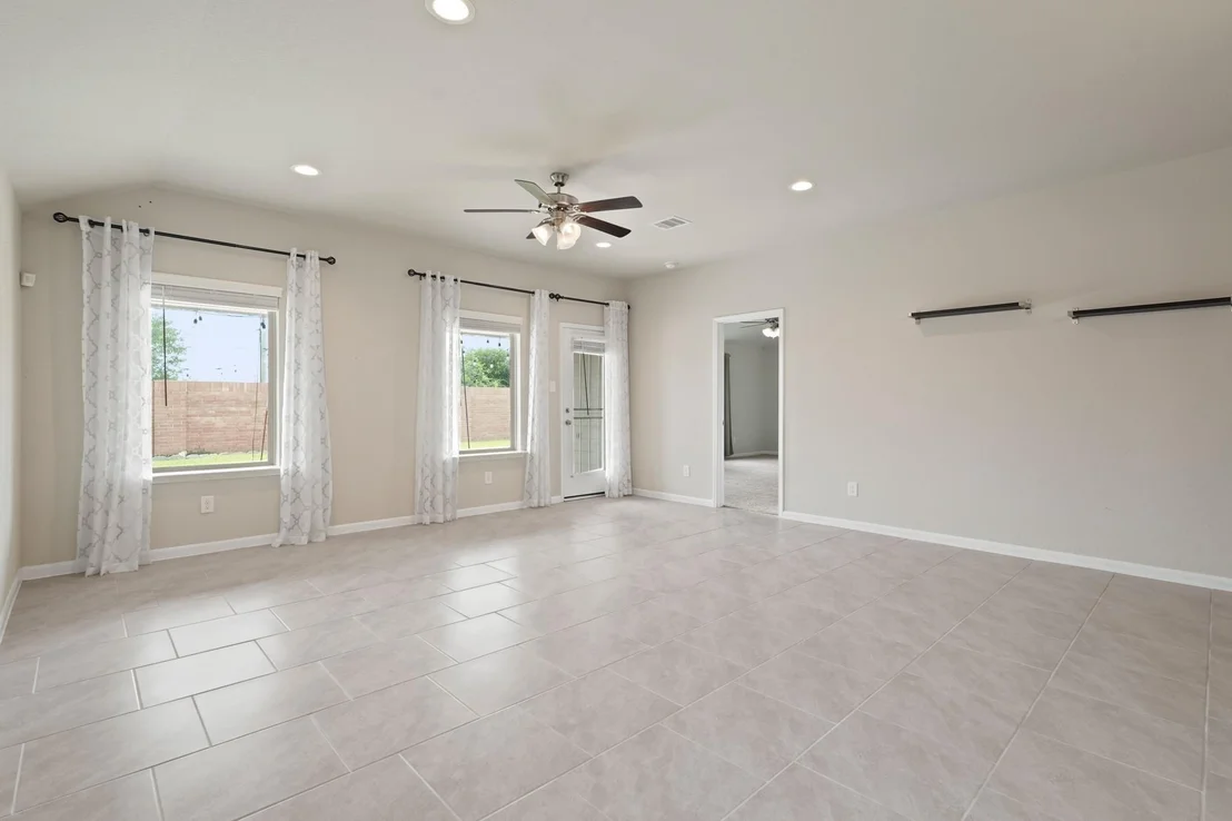 Photo of 21047 Warrender Terrace Lane