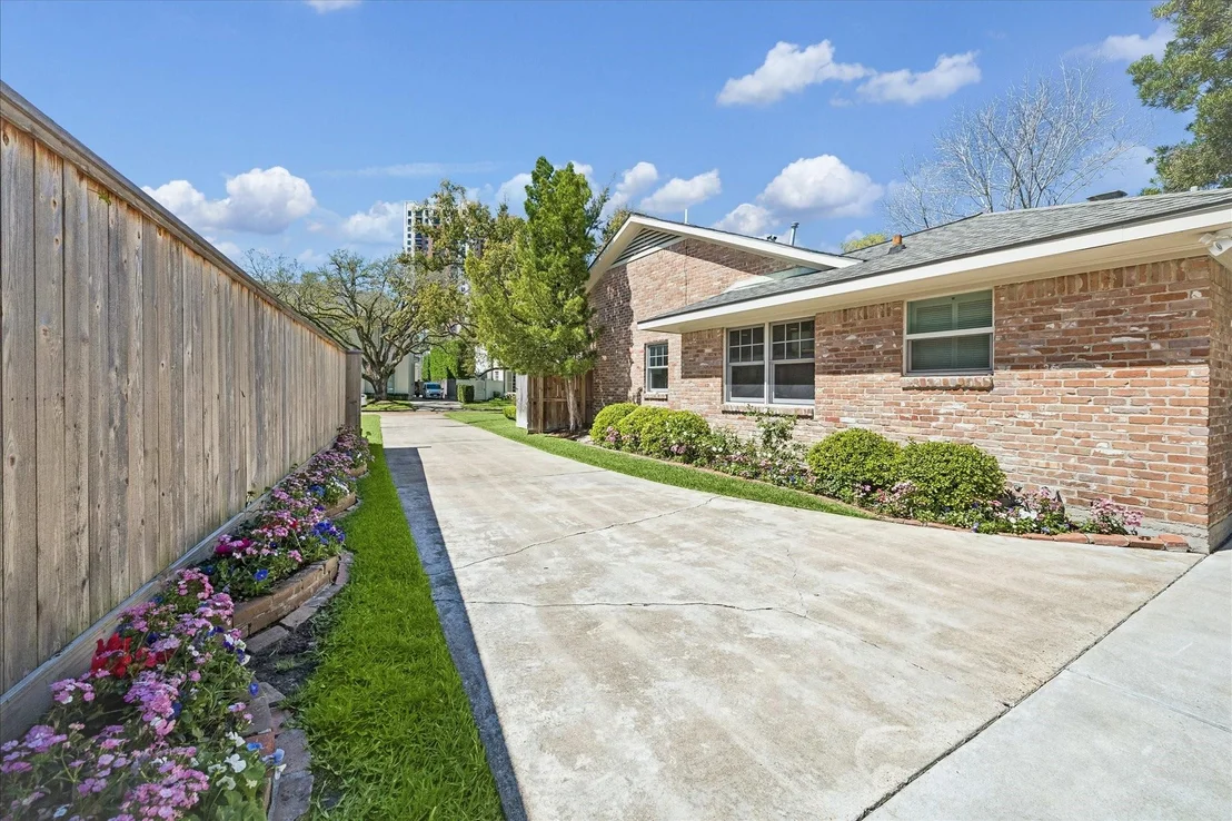 Photo of 907 Wild Valley Road