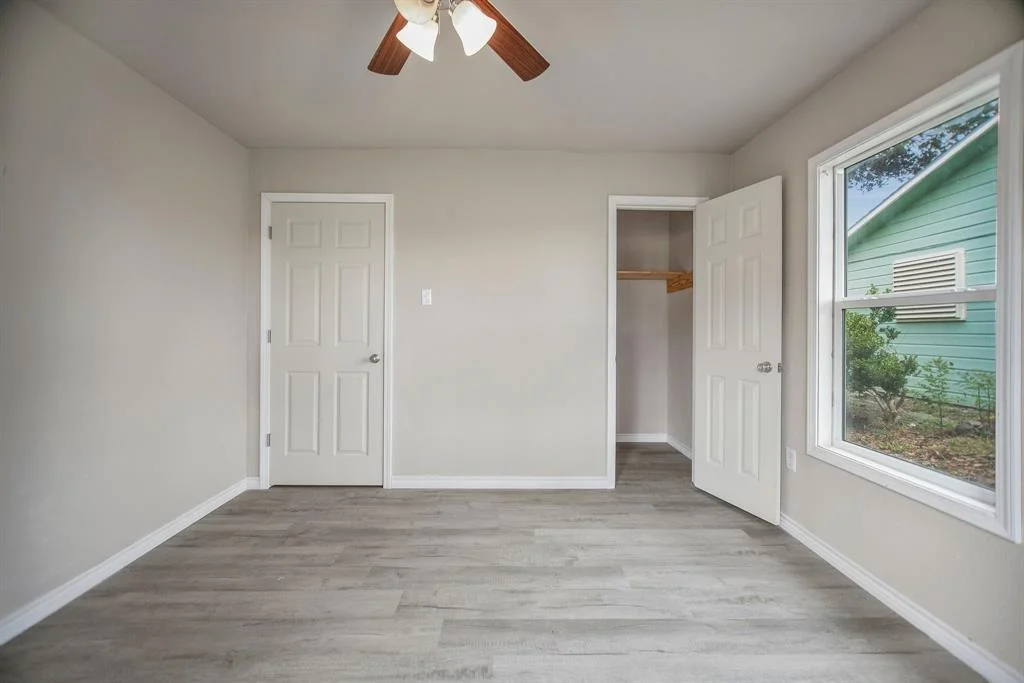 Photo of 1824 Central Avenue