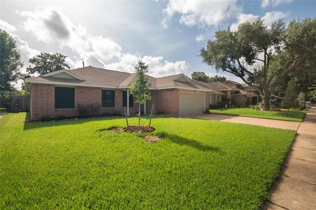 Photo of 6126 Nancet Drive