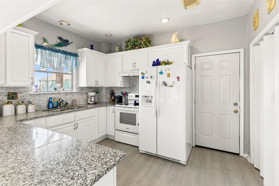 Photo of 4806 Bluewater Drive