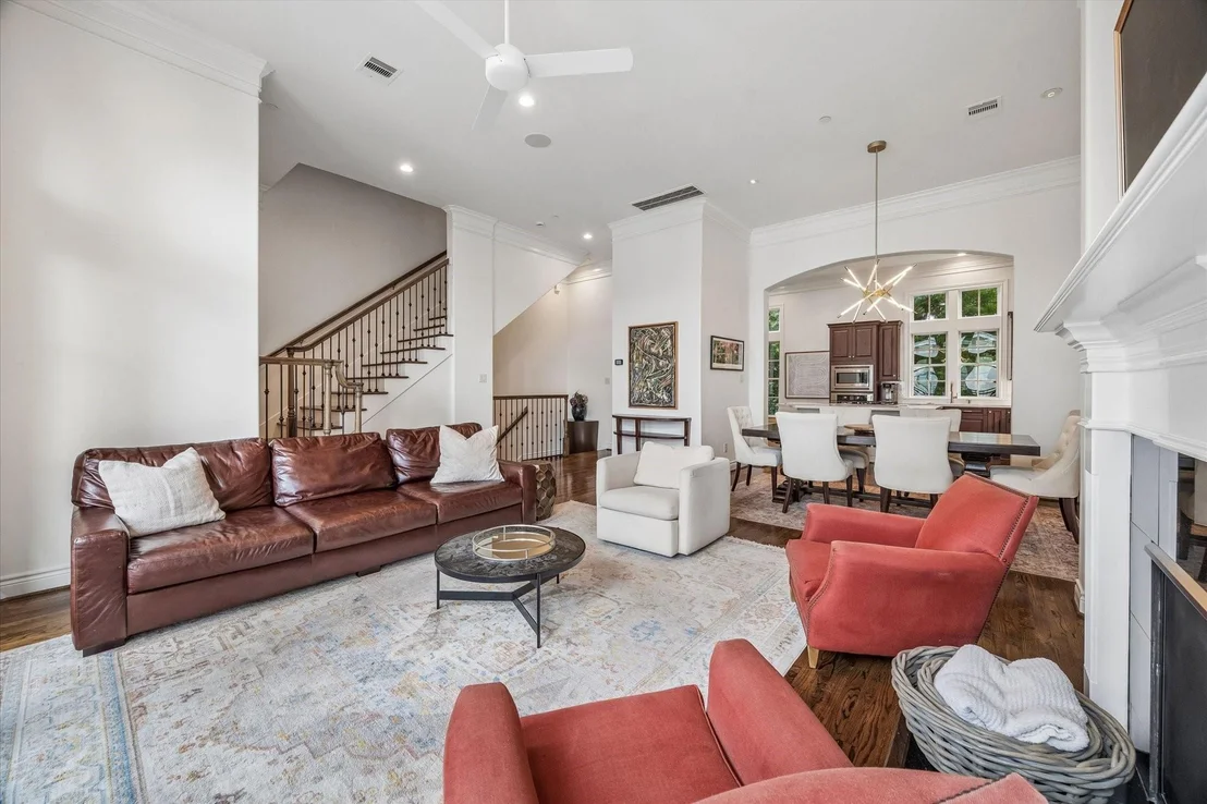Photo of 6015 Post Oak Green Lane