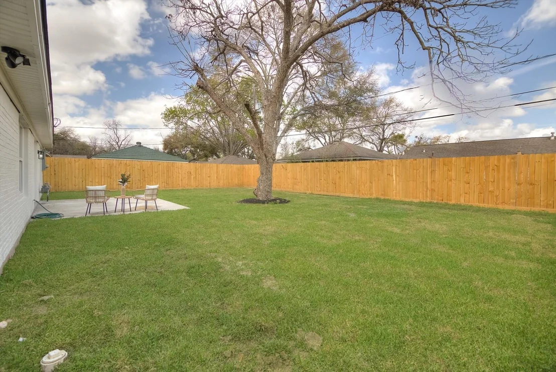 Photo of 5822 Birchmont Drive