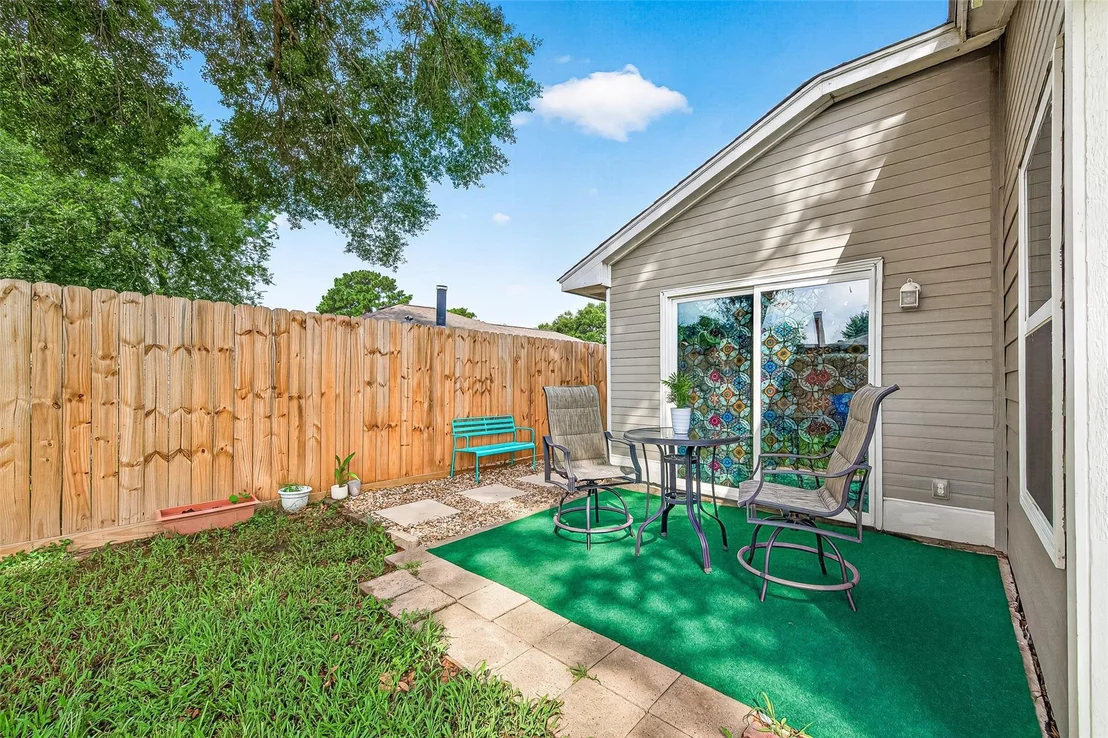 Photo of 6718 Bluebottle Lane
