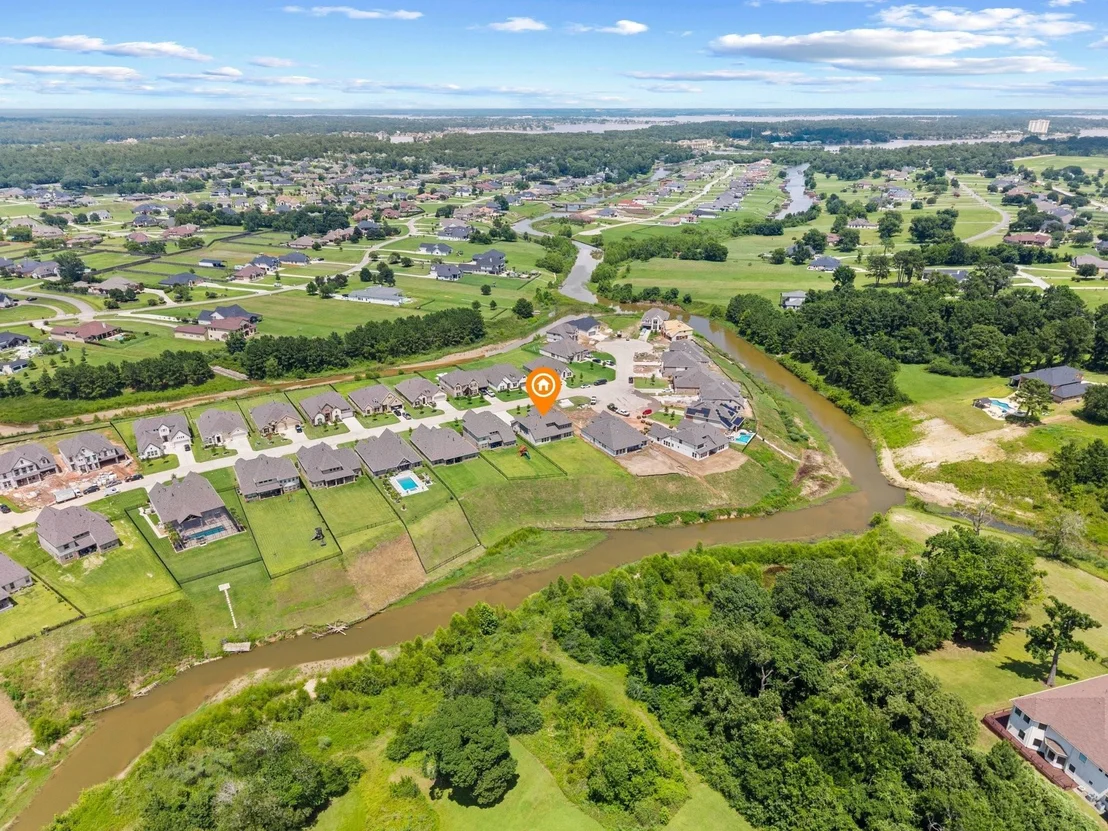 Photo of 262 Peninsula Point Drive