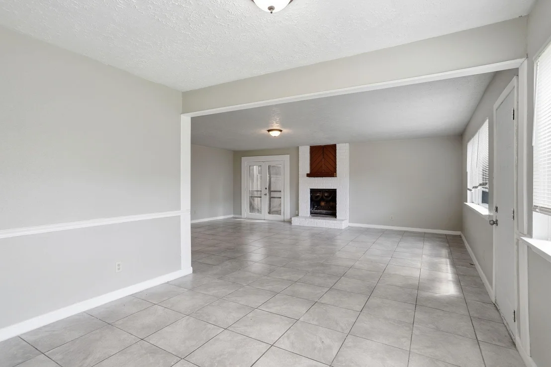 Photo of 2315 Hampton Road