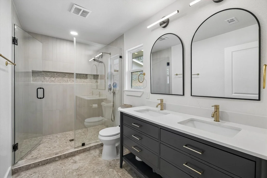 Photo of 2018 Libbey Drive